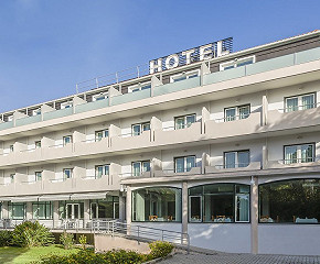 Varzinn Hotel