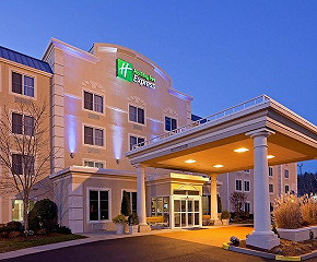 Holiday Inn Express Boston Milford