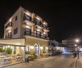 Stelios Hotel