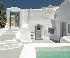 Aqua Serenity Santorini Luxury Suites