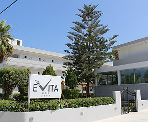 Evita Bay Hotel