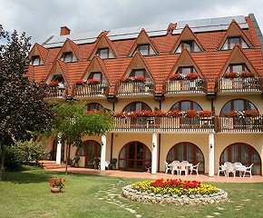Agnes Hotel