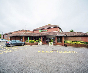 Holiday Inn High Wycombe M40, Jct. 4