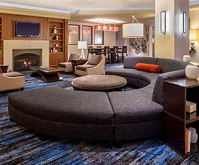 DoubleTree Suites by Hilton Hotel Minneapolis