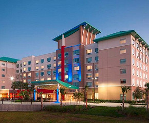 Holiday Inn Express & Suites Orlando At Seaworld