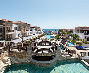 Costa Lindia Beach Resort