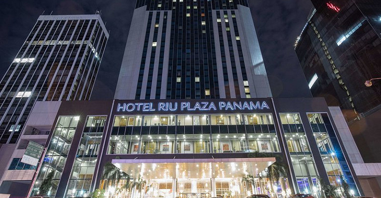 Riu Plaza Panama Hotel