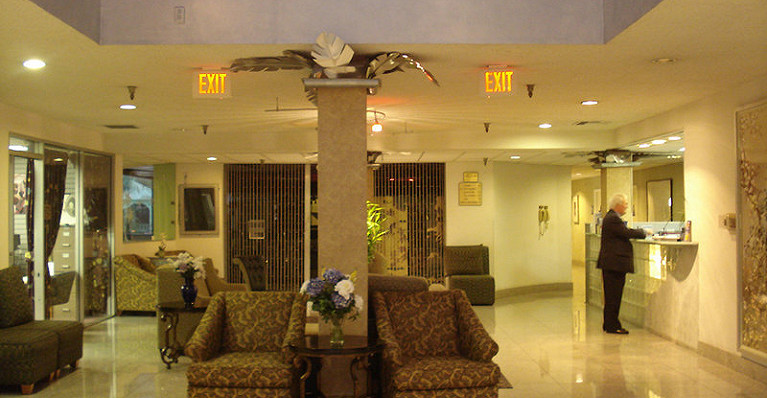 Quality Inn &amp; Suites Montebello Hotel