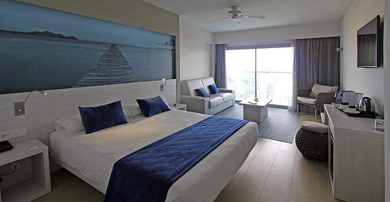 BG Tonga Tower Design Hotel &amp; Suites