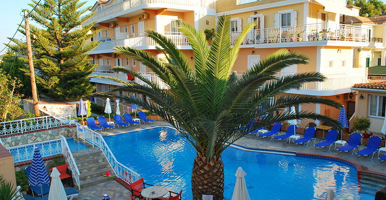 Planos Beach Hotel