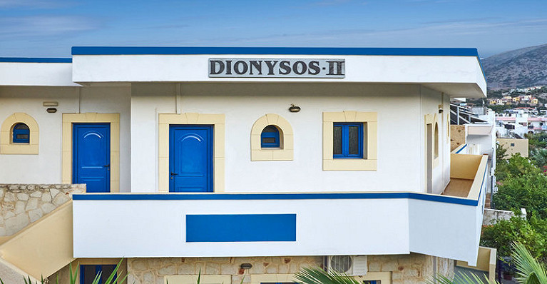 Dionysos Apartments and Studios