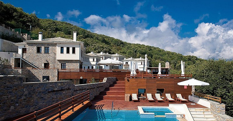 12 Months Luxury Resort