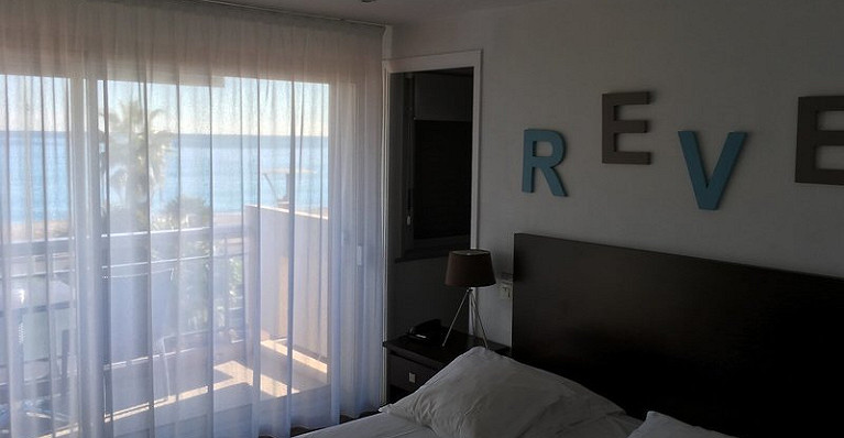 Tierce Beach Hotel