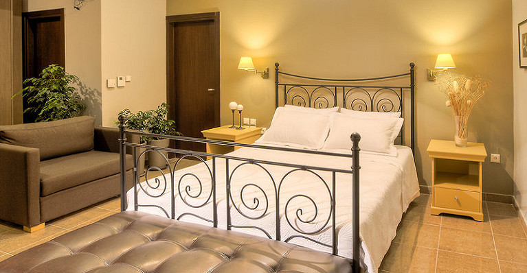 Marini Luxury Apartments &amp; Suites