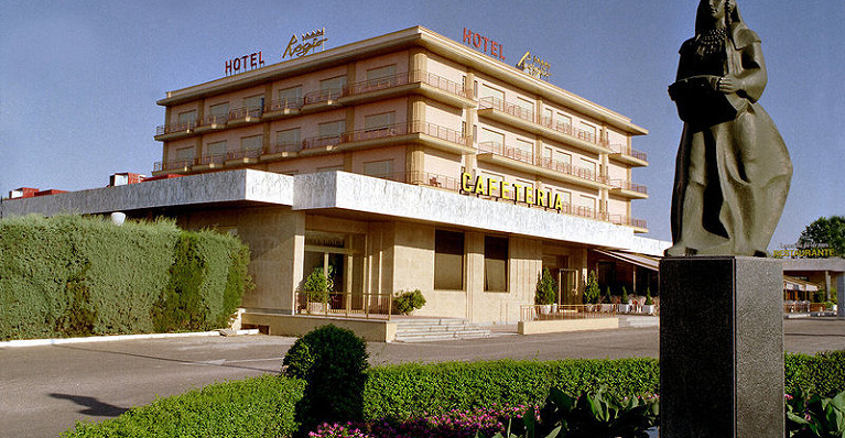 Hotel Crisol Regio