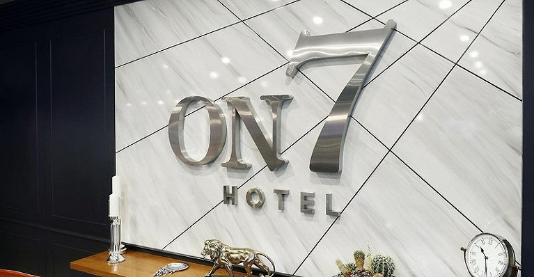 Hotel On7