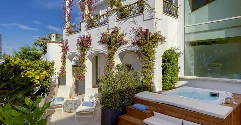 Melia Villa Capri Hotel &amp; Spa