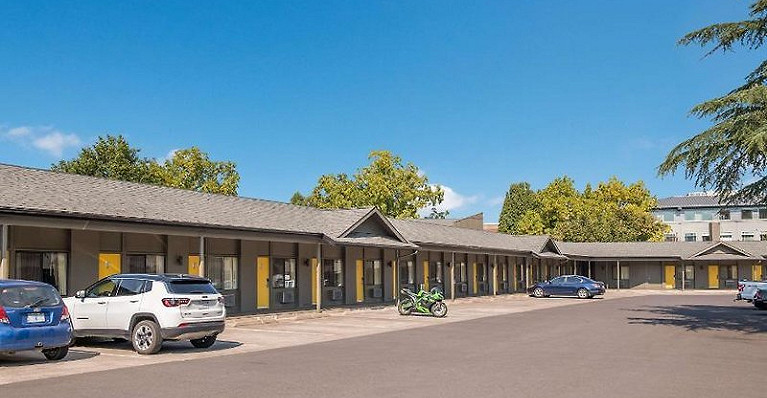 Best Western New Oregon Motel
