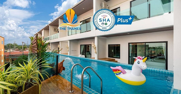 The Thames Pool Access Resort