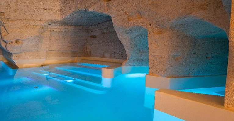 Aquatio Cave Luxury Hotel &amp; Spa