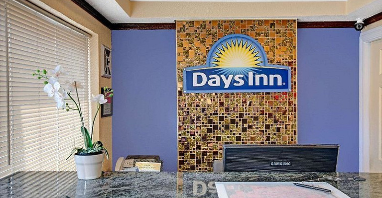 Days Inn by Wyndham San Francisco - Lombard