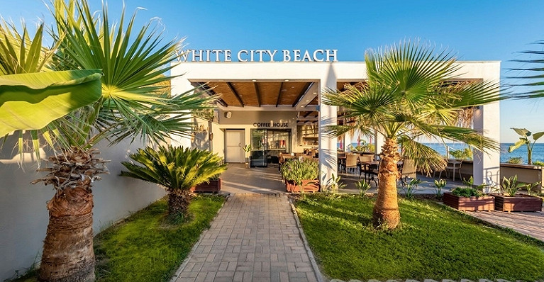 Hotel White City Beach