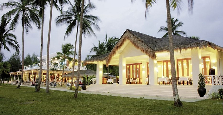 Hotel Kantary Beach