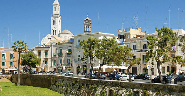 Klassische Apulien Rundreise mit Basilikata für Selbstfahrer
