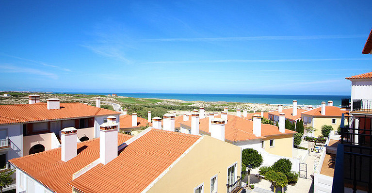 The Village Praia D'el Rey