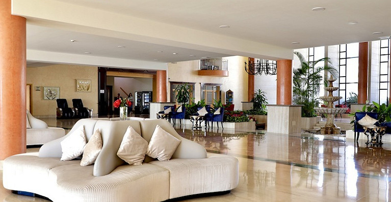 Grand Muthu Golf Plaza Hotel &amp; Spa