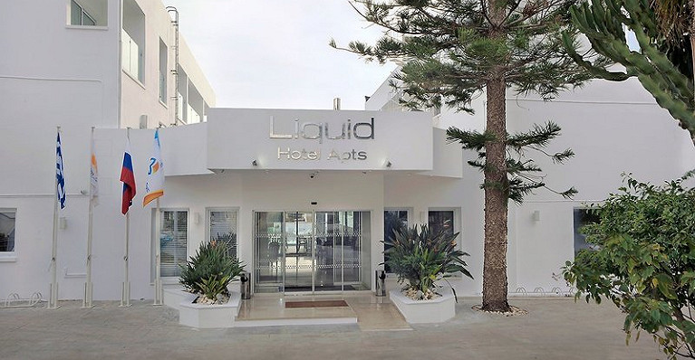 Liquid Hotel Apartments inklusive Mietwagen