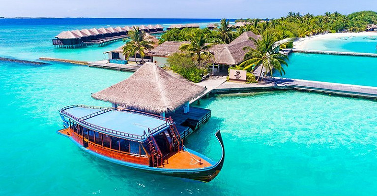 Sheraton Maldives Full Moon Resort &amp; Spa