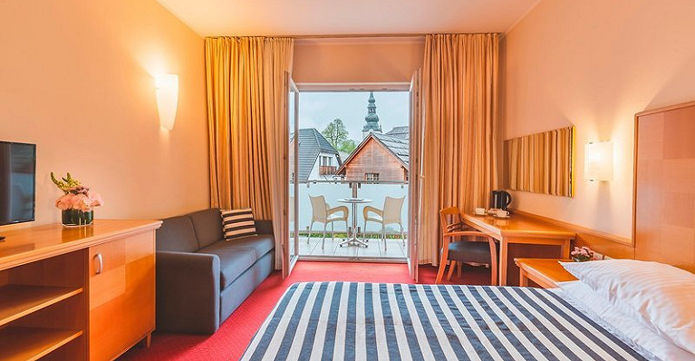 Ramada Hotel &amp; Suites by Wyndham Kranjska Gora