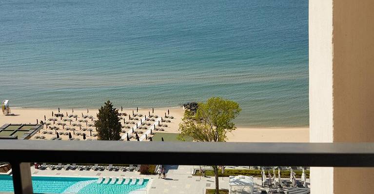 Secrets Sunny Beach Resort &amp; Spa