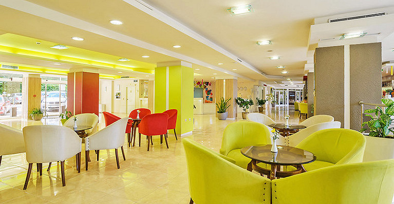 Hotel Madara Park