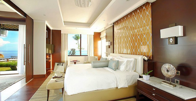 Samabe Bali Suites &amp; Villas