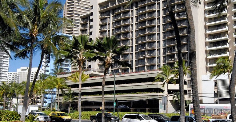 Aqua Palms Waikiki