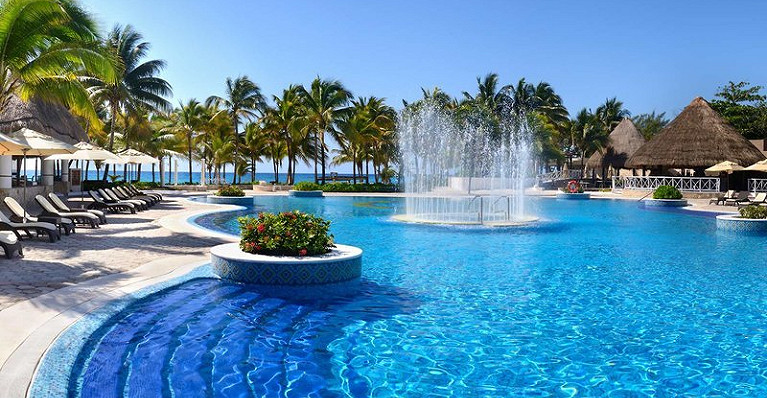 Catalonia Royal Tulum Beach &amp; Spa Resort