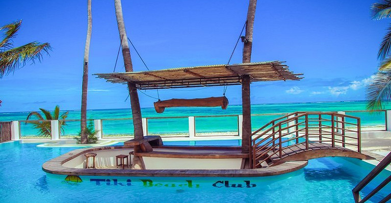 Tiki Beach Club &amp; Resort
