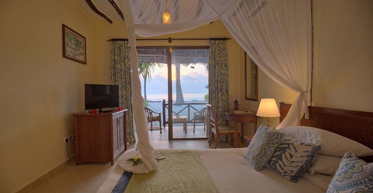 Sultan Sands Island Resort &amp; Spa