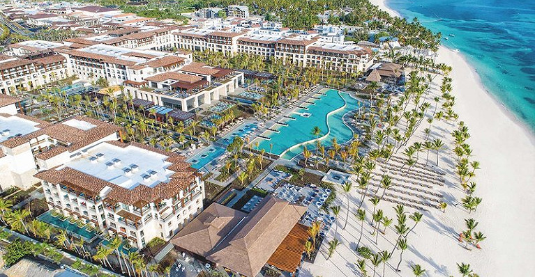 Adults Only Club at Lopesan Costa Bavaro