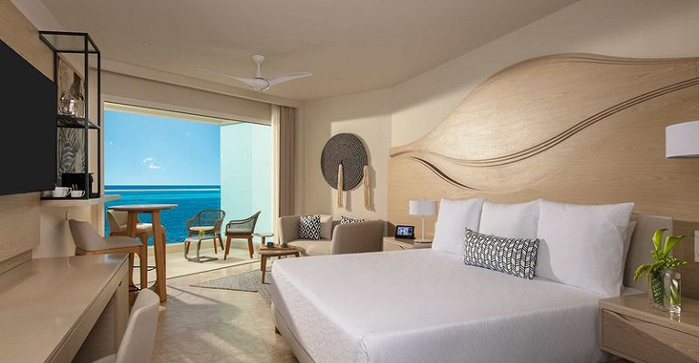 Breathless Cancun Soul Resort &amp; Spa